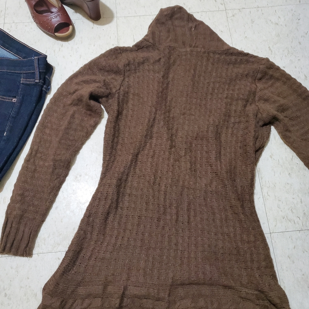 AK Collection Sweater - Picture 3 of 6